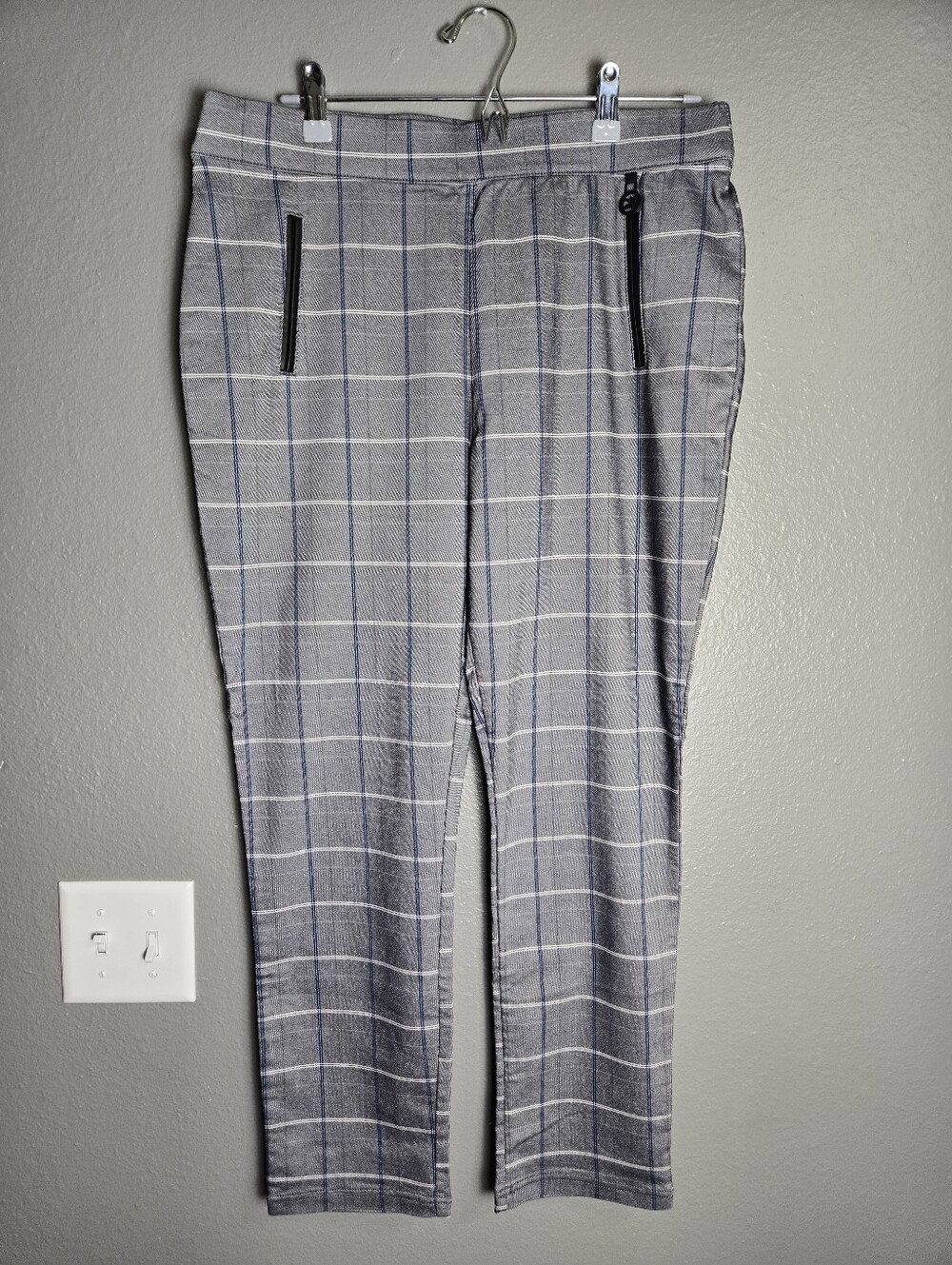 Calvin Klein Pull On Grey Plaid Pants Size 14